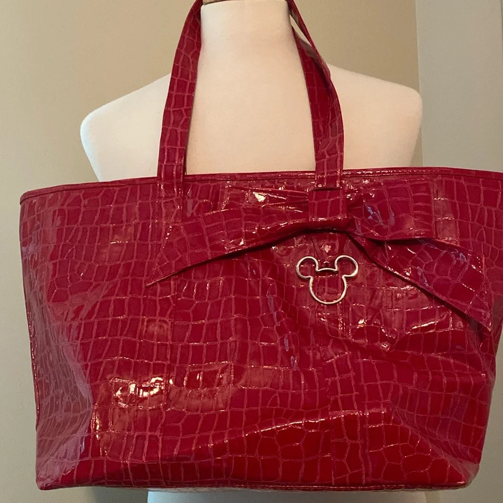 Disney Parks Crocodile Texture Tote Bag - LARGE - Picture 1 of 7